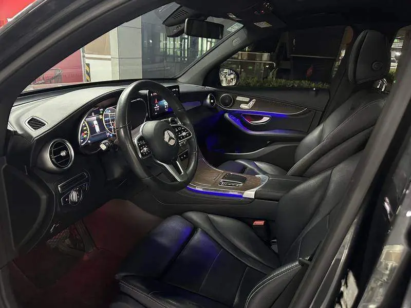 Mercedes-Benz GLC 2020 GLC 260 L 4MATIC Luxury — 14