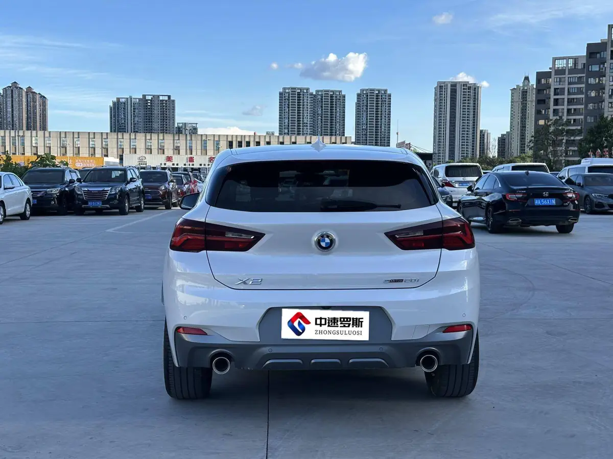 BMW X2 2021 sDrive20i M Off-Road Package — 7