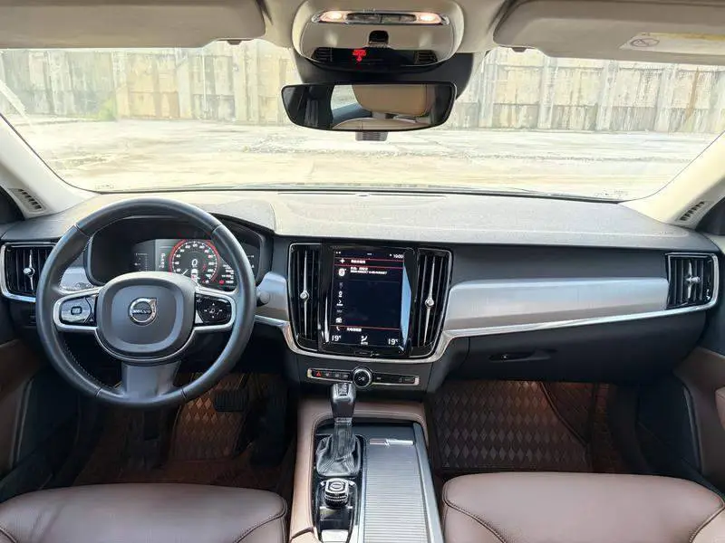 Volvo S90 2018 T4 Zhiyi Edition — 8