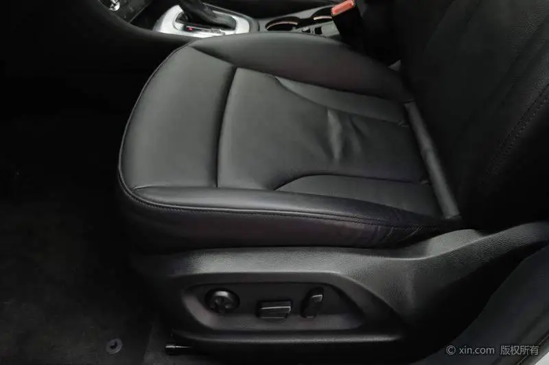 Audi Q3 2015 35 TFSI Comfort Edition — 18