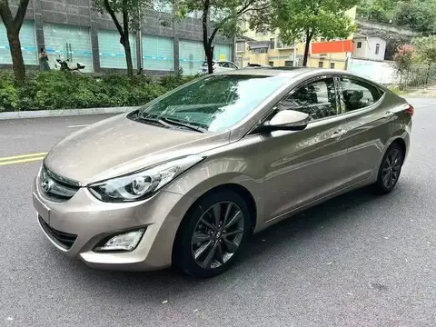 Elantra 2015 1.6L Automatic Leading Model