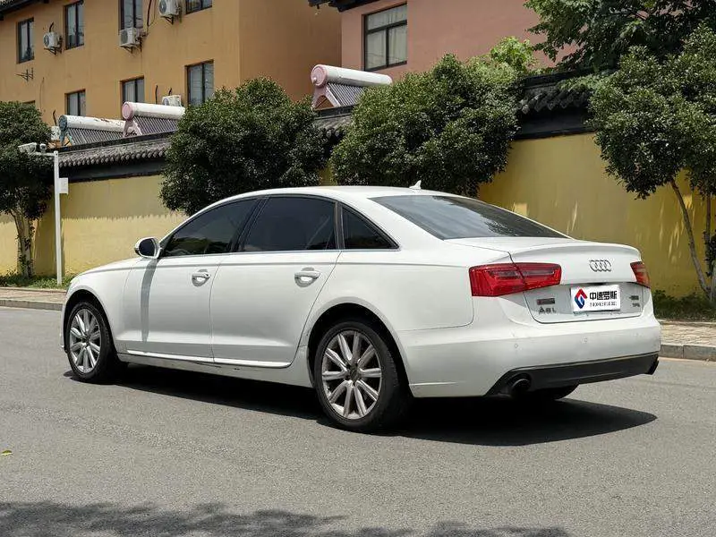Audi A6L 2014 TFSI Standard Model — 3