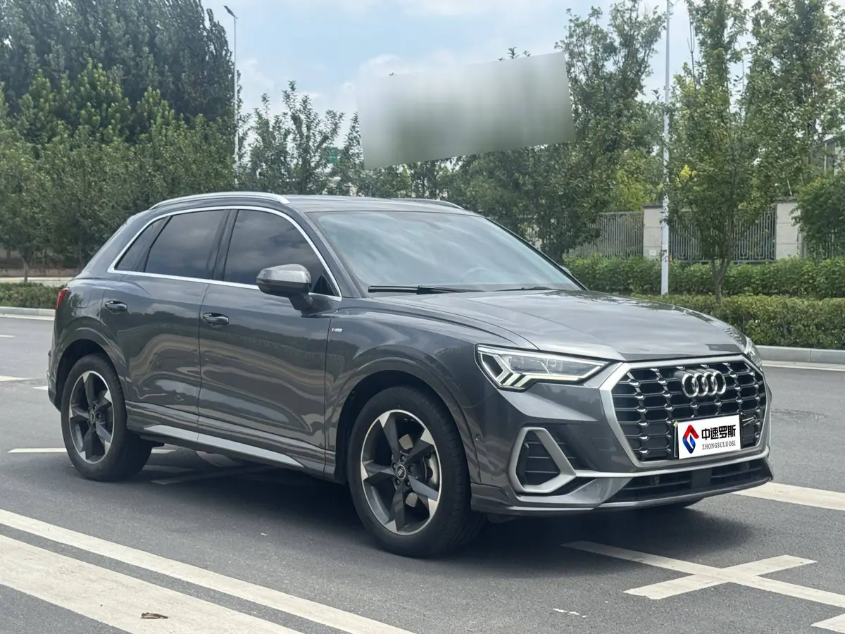 Audi Q3 2022 35 TFSI Stylish and Dynamic — 3