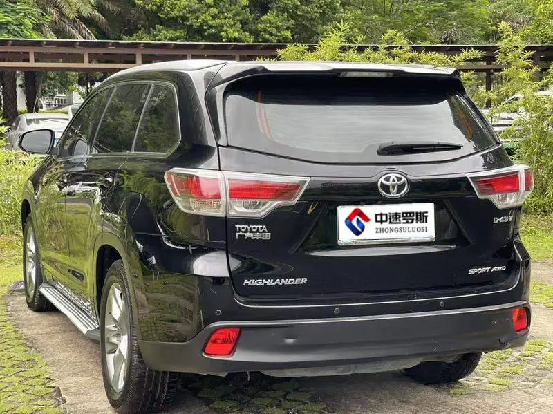 Highlander 2015 2.0T 4WD Luxury Edition 7 Seaters — 4