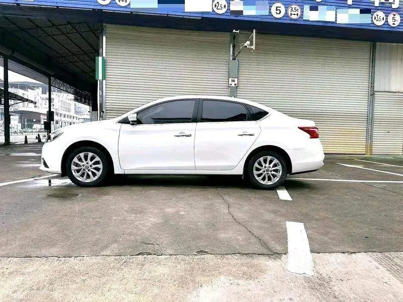 Sylphy 2018 1.6XV CVT Premium Edition — 4