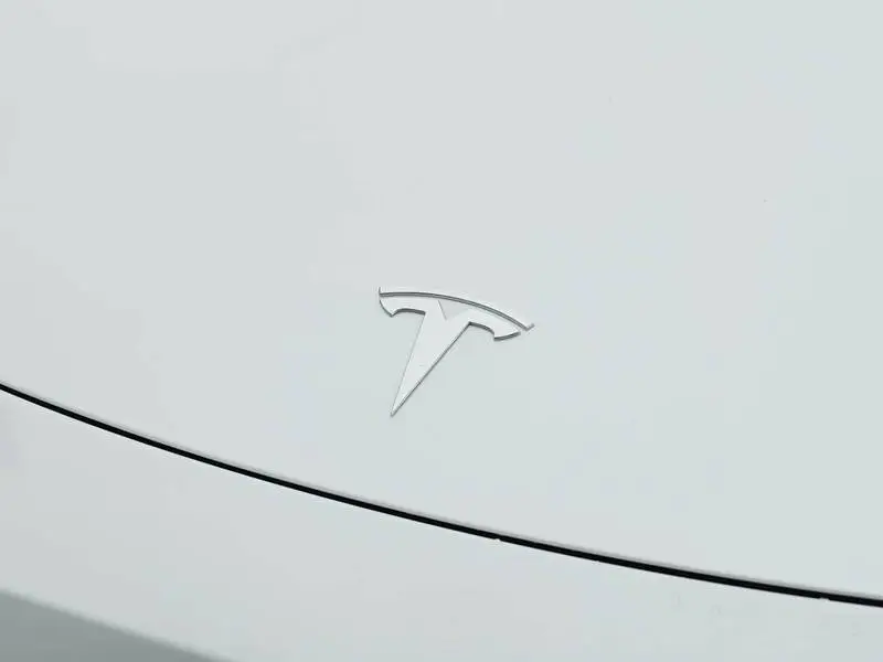 Model Y 2024 rear-wheel drive version — 11