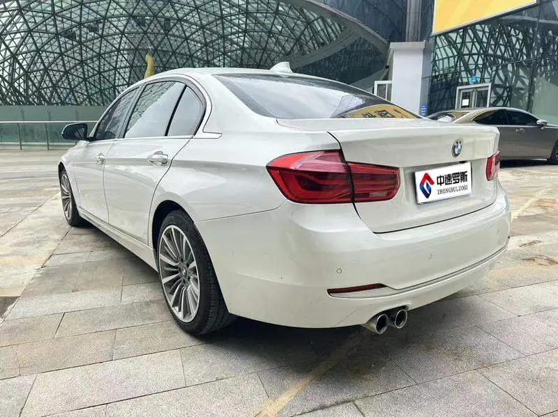 BMW 3 Series 2019 320Li Fashion Edition — 4