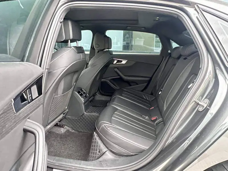 Audi A4L 2024 40 TFSI Luxury Dynamic Edition — 12