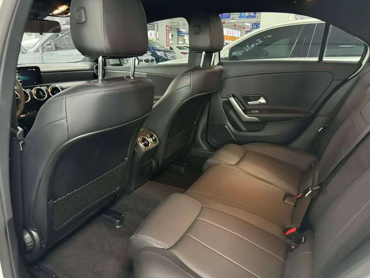 Mercedes-Benz A-Class 2022 A 180 L — 9