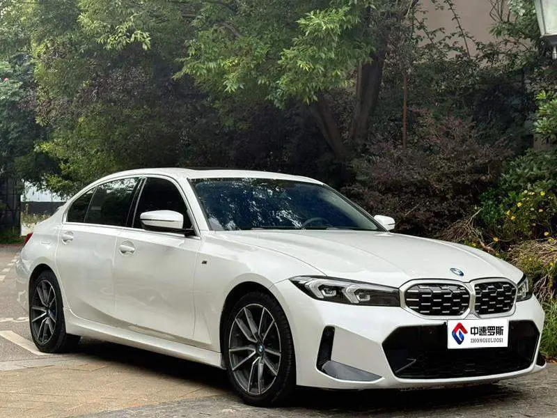 BMW 3 Series 2023 320Li M Sport Package — 3