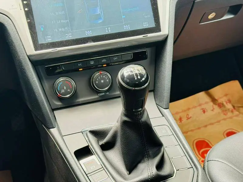 Lingdu 2015 230TSI Manual Fashion Edition — 7