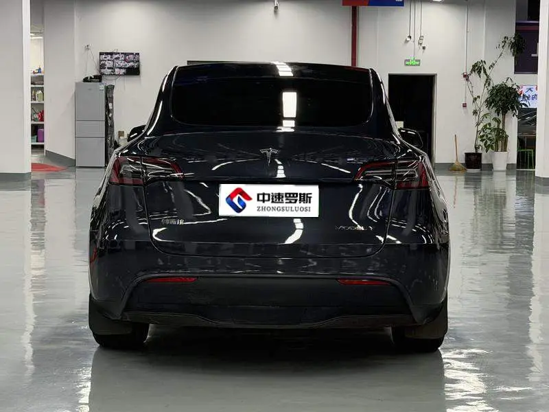 Model Y 2024 rear-wheel drive version — 5