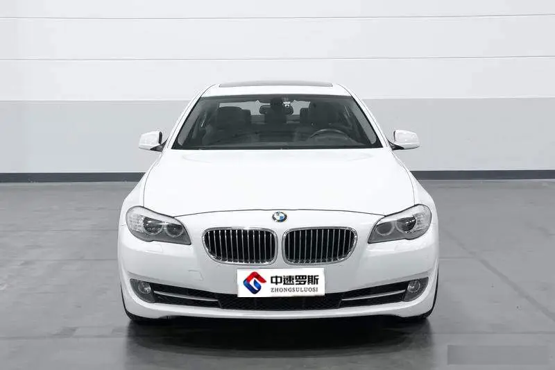 BMW 5 Series 2011 523Li Luxury Model — 2