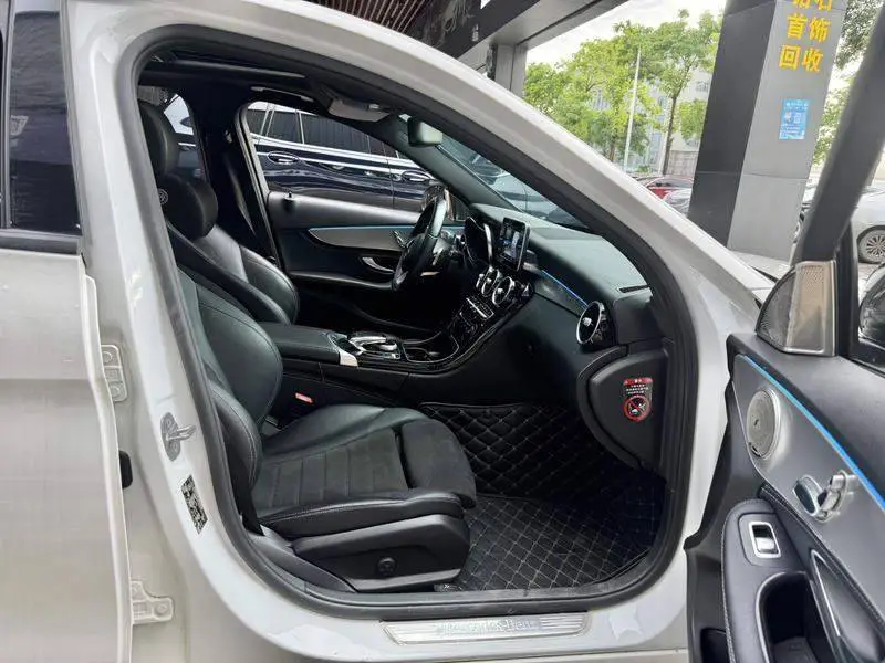 Mercedes-Benz C-Class 2018 C 200 Sport Edition — 12