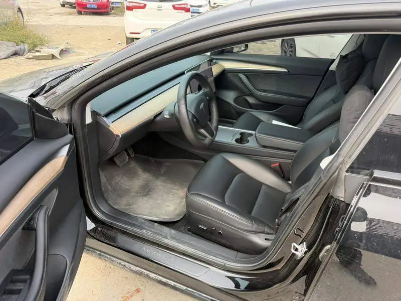 Model 3 2022 rear-wheel drive version — 9