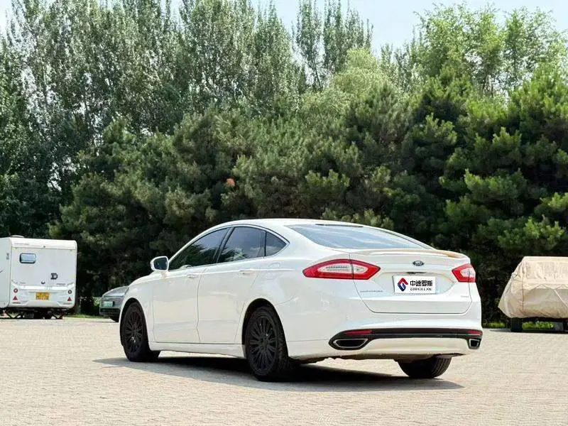 Mondeo 2013 2.0L GTDi200 Fashion Model — 4
