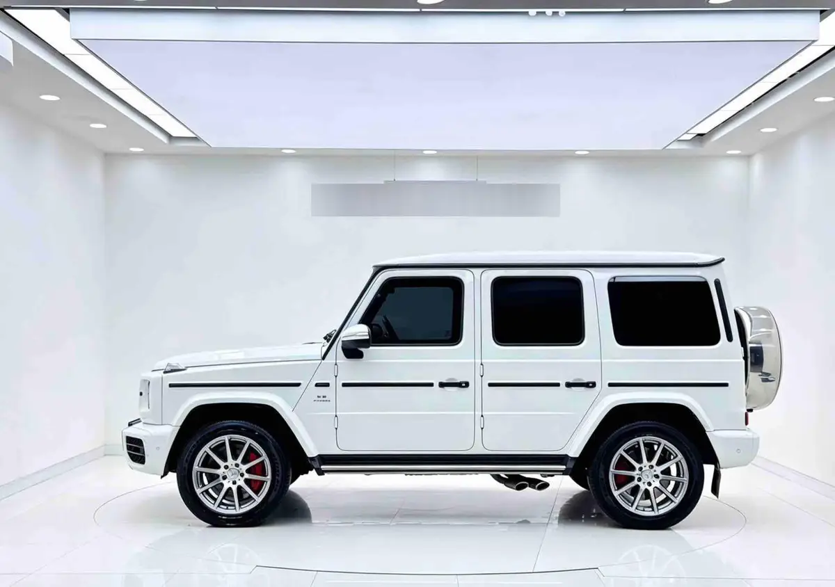 Mercedes-Benz G-Class AMG 2021 AMG G 63 — 6