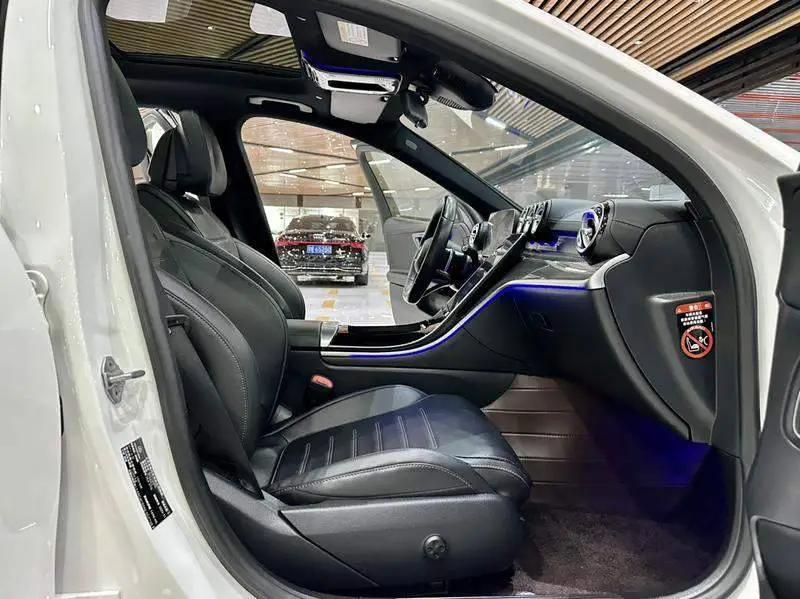 Mercedes-Benz C-Class 2022 C 260 L Sport Edition — 13