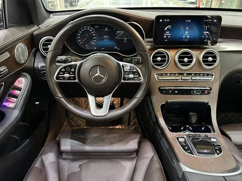 Mercedes-Benz GLC 2021 GLC 300 L 4MATIC Dynamic — 11