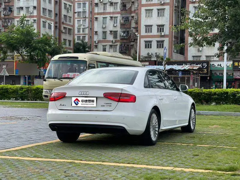 Audi A4L 2015 35 TFSI Automatic Comfort — 7