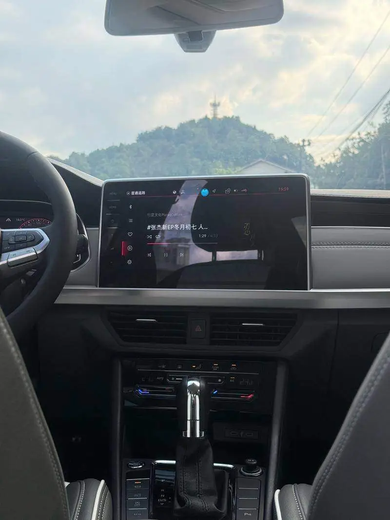Bora 2023 300TSI DSG Premium Edition — 11