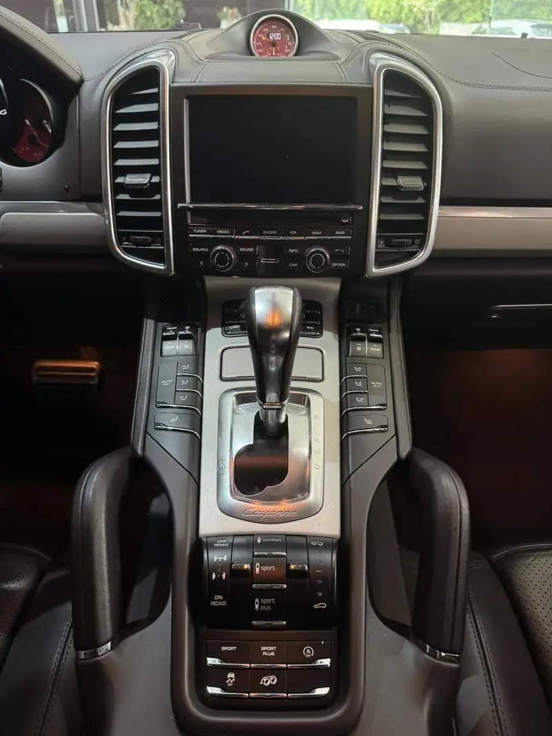 Cayenne 2015 Cayenne GTS 3.6T — 11