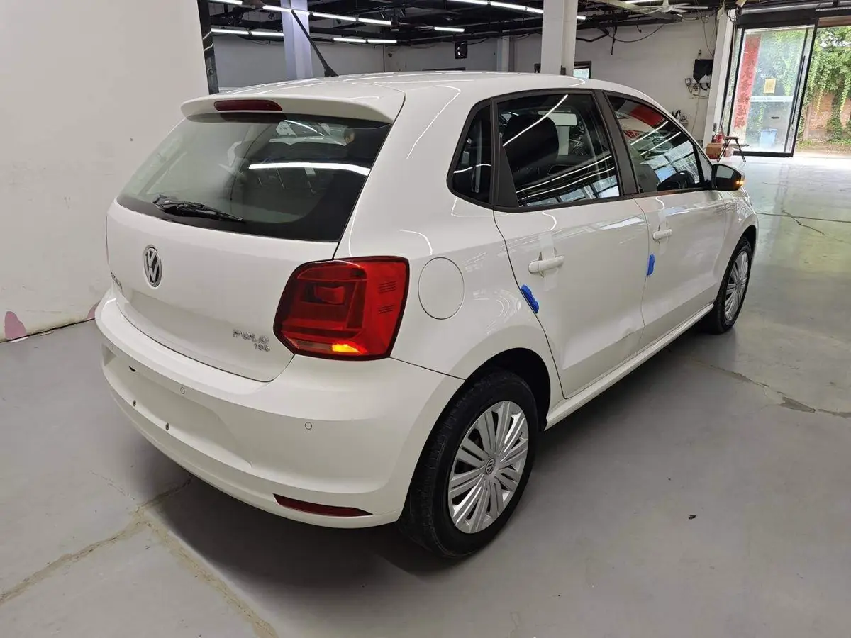 Polo 2016 1.6L Automatic Comfort — 9