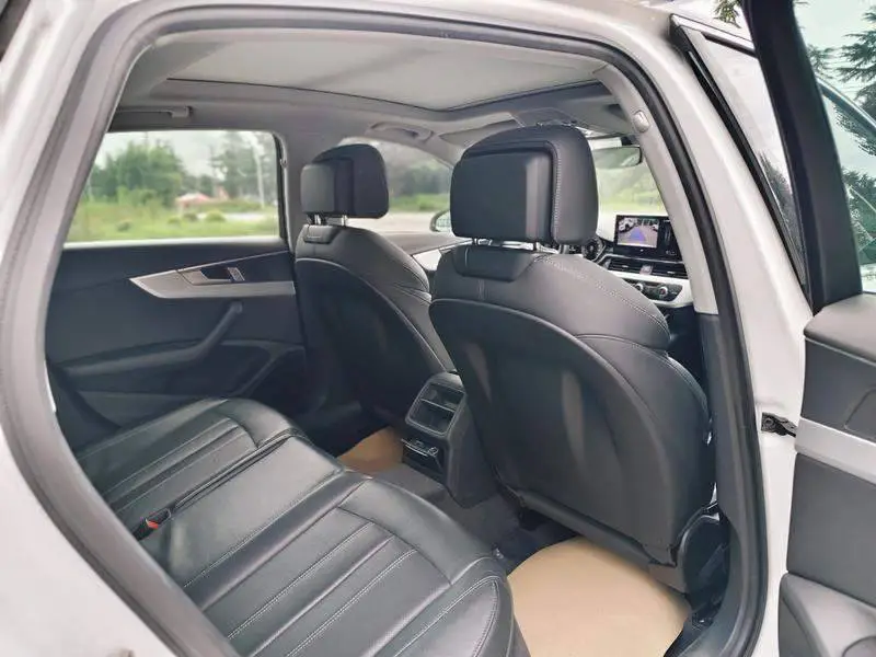 Audi A4L 2024 40 TFSI Stylish and Dynamic — 10