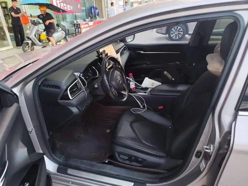 Camry 2021 2.0G Deluxe Edition — 9