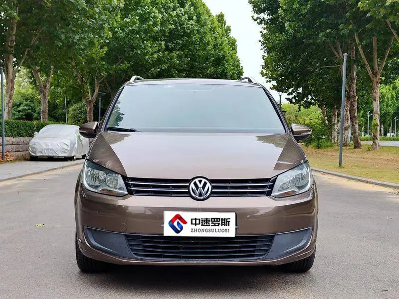 Touran 2013 1.4T Manual Comfort Edition 5 Seaters — 2