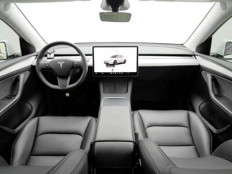 Model Y 2024 rear-wheel drive version — 14