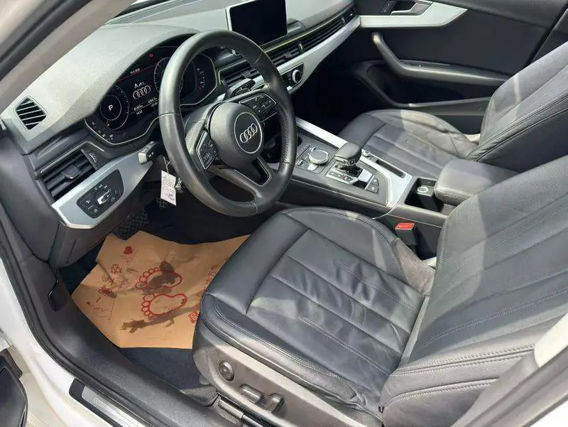 Audi A4L 2018 30th Anniversary Model 40 TFSI Fashion Model — 9