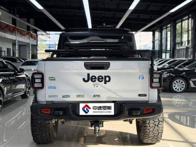 Gladiator 2022 3.6L Pre-release Edition — 5
