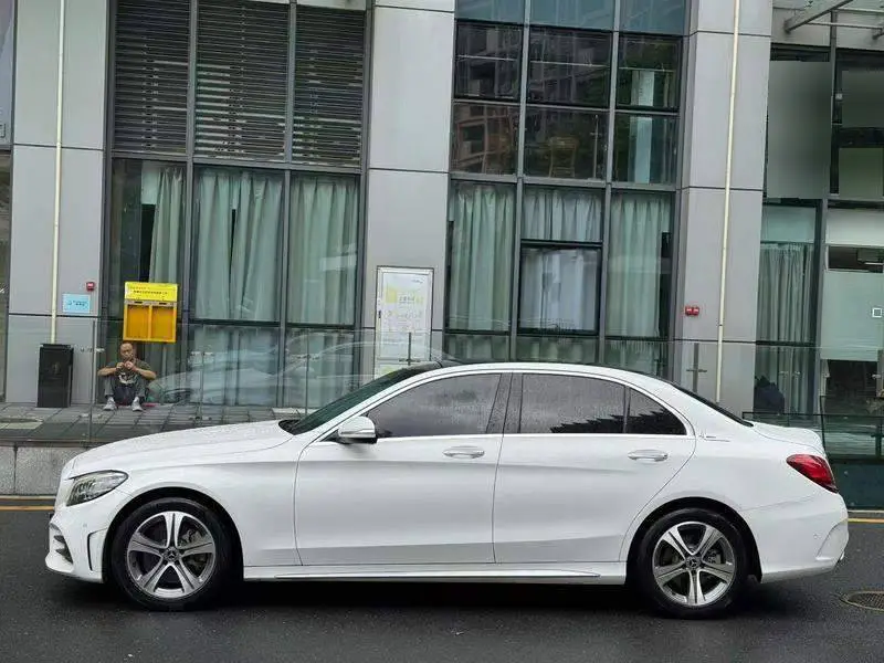 Mercedes-Benz C-Class 2019 C 260 L Sports Edition — 3