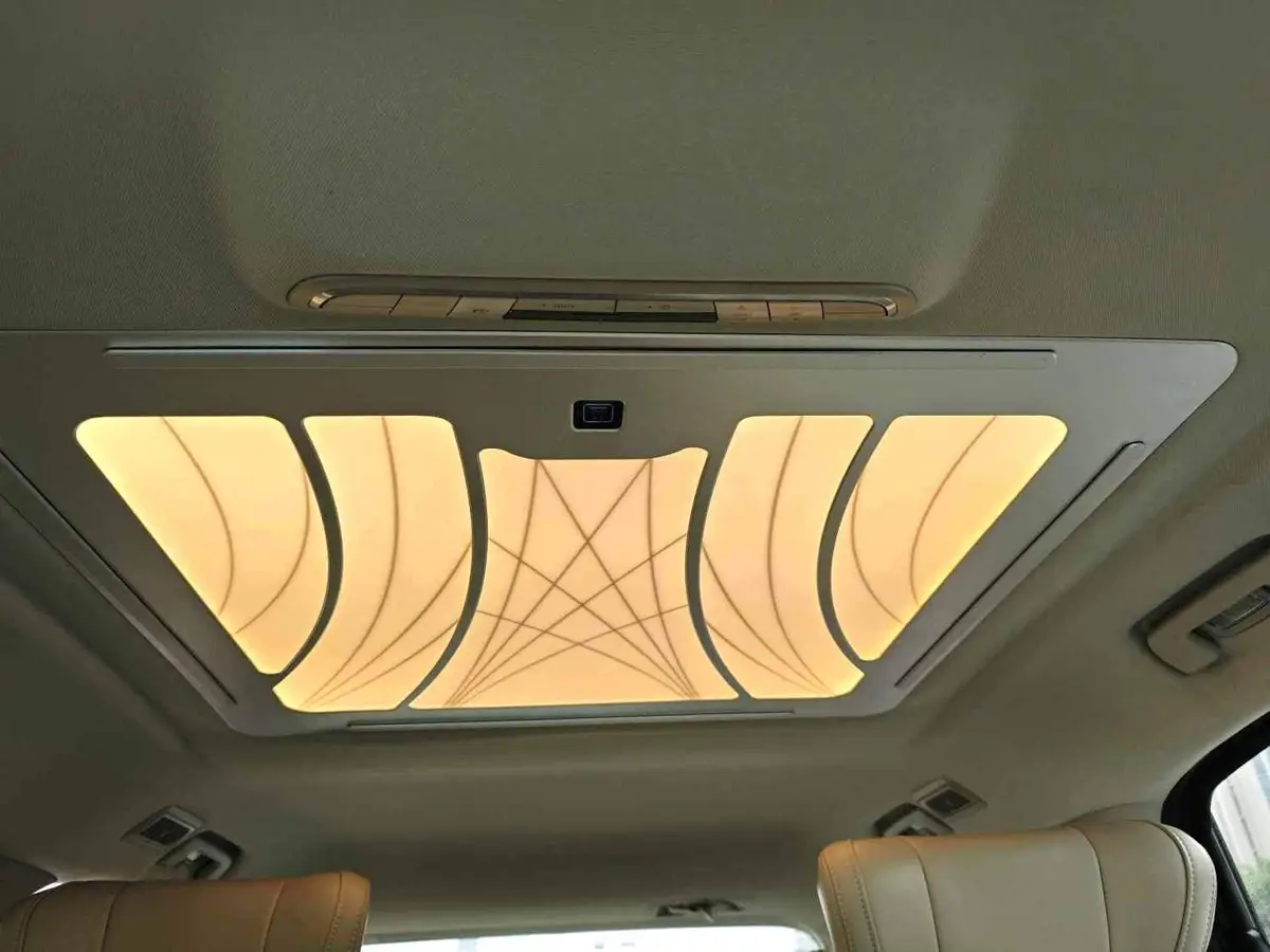 Buick GL8 2023 ES Lu Zun Comfort Edition — 12