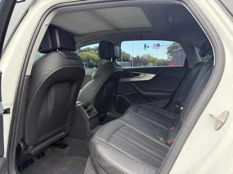 Audi A4L 2020 40 TFSI Stylish and Dynamic — 9