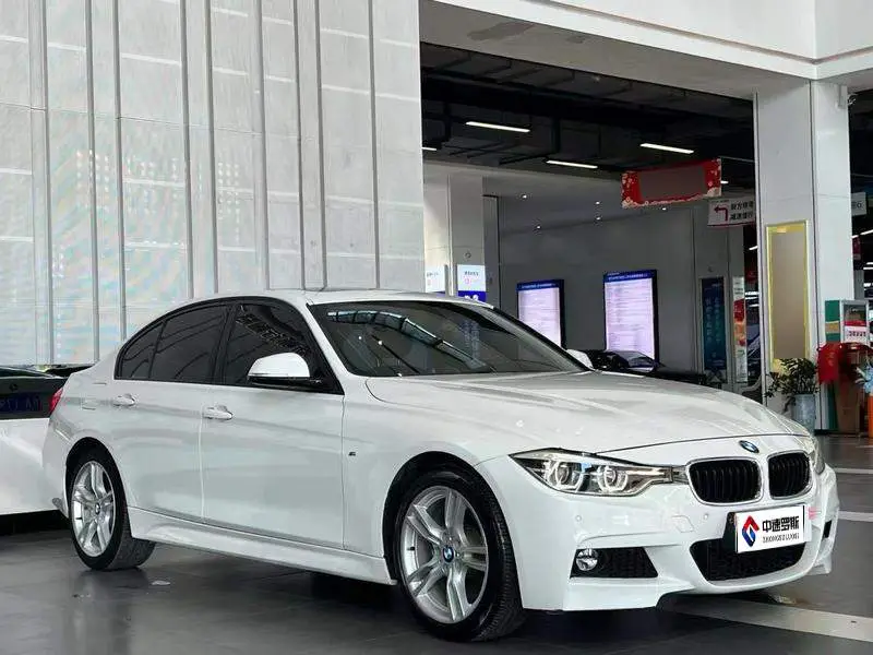 BMW 3 Series 2018 320i M Sport Package — 3
