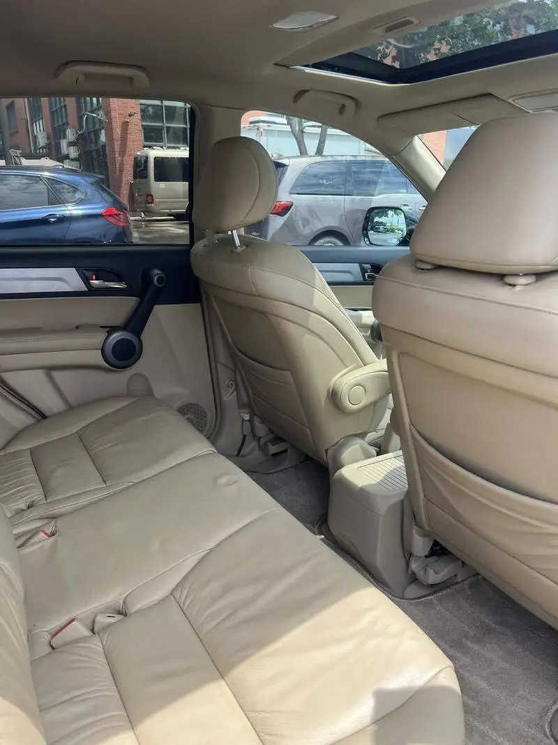 Honda CR-V 2010 2.4L Automatic 4WD Deluxe Edition — 4
