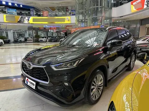 Highlander 2024 380T 4WD Premium Edition 7 Seaters