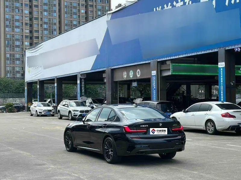 BMW 3 Series 2021 facelift 325i M Sport Night Edition — 8