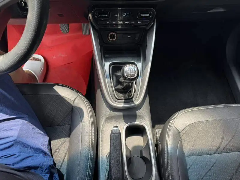 Baojun 510 2017 1.5L Manual Luxury Model — 12