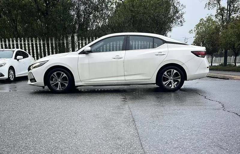 Sylphy 2020 facelift 1.6L XE CVT Comfort Edition — 3
