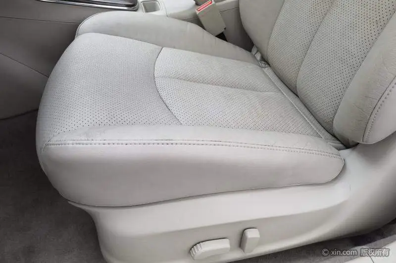 Sylphy 2012 1.6XL CVT Deluxe Edition — 18