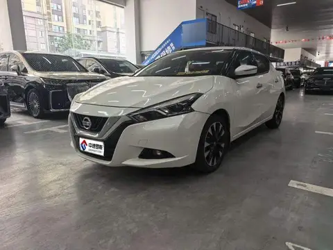 Bluebird 2019 1.6L CVT Smart Link Smart Cool Edition National V