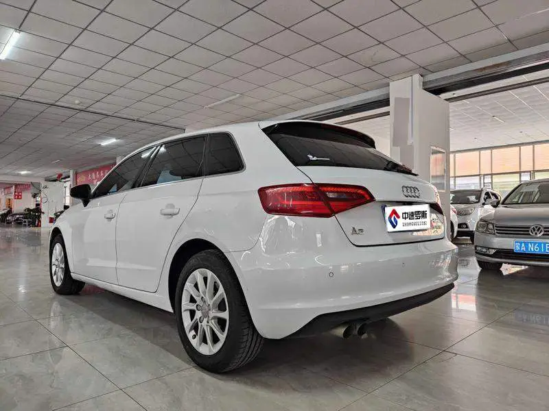 Audi A3 2015 Limousine 35 TFSI Millionth Anniversary Comfort Edition — 4