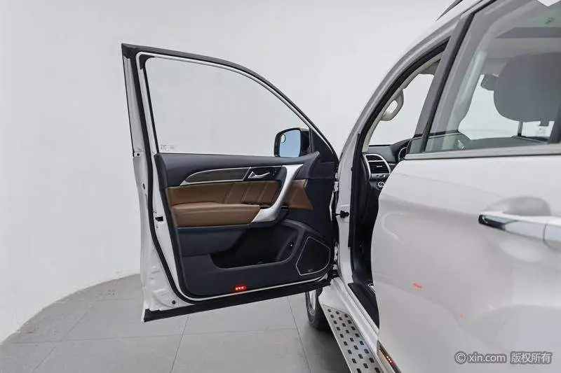 Haval H9 2016 2.0T 4WD Luxury 7 Seaters — 20