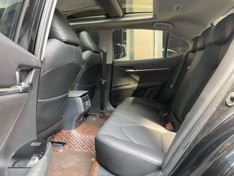 Camry 2021 2.5G Deluxe Edition — 15
