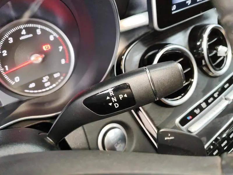 Mercedes-Benz C-Class 2018 C 180 L Fashion Sports Edition — 9