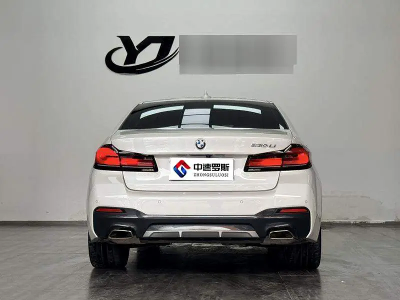 BMW 5 Series 2023 530Li Premium M Sport Package — 5