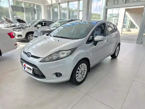 Carnival 2013 Hatchback 1.5L Automatic Fashion Model